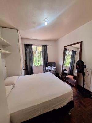 Quarto tranquilo e familiar no leblon - Quiet family room in leblon