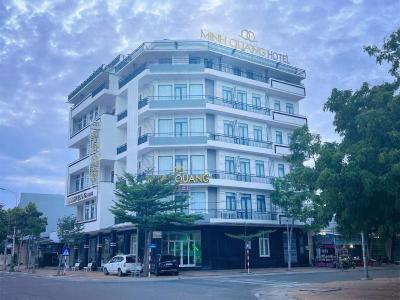 Hotel Minh Quang
