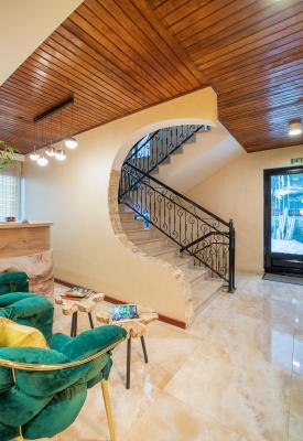 Hotel Gold Tower - 4