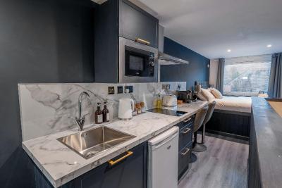 Sutherland mini apartments - 1