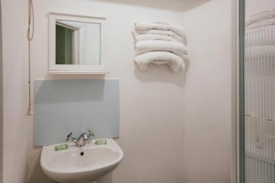 Hotels 24-7 - The Old Victoria Hotel - 7