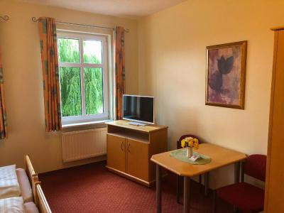 Zur Wirtin Eventlocation und Gästehaus - 4