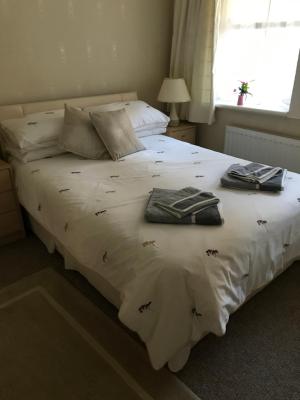 Parade Holiday Apartments - 6