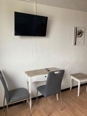 HOTEL RESTAURANT Chez Nous - 4