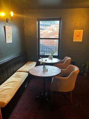 The Limes Bar and Hotel - 1