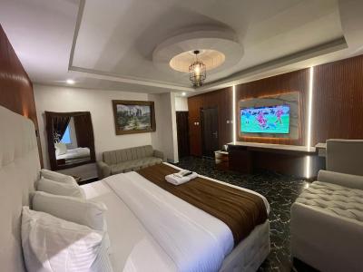 Presken Hotel Signature, GRA Ikeja - 5