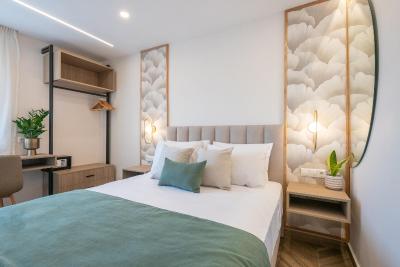 Alysos Luxurious Apartments - 1