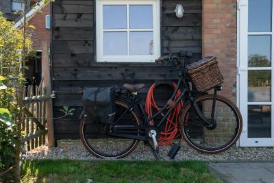 Charming Dutch Country Cottage with Private Garden - 4