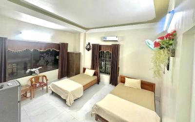 Khách sạn Trang Thư