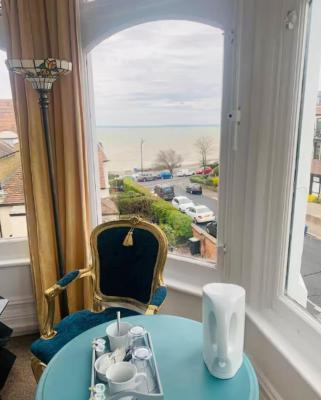 The Cobham Hotel - 4