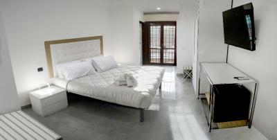 La Fiera GuestHouse - 7