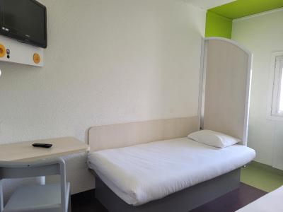 TIP HOTEL CAMBRAI ex HOTEL F1 - 6