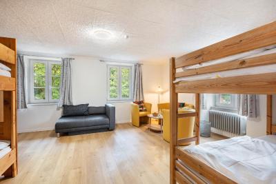 Gasthaus Hirschen Holl - 1