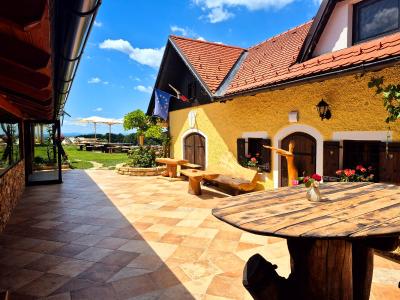 Turistična Kmetija Puklavec - 6