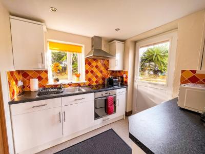 Tramways Holiday Cottage - 3