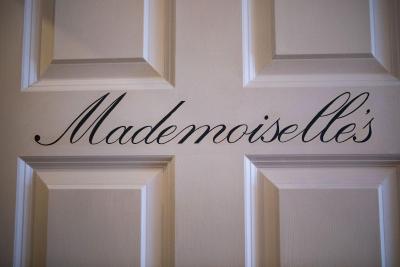 Mademoiselle's Boutique Holiday Accommodation - 7