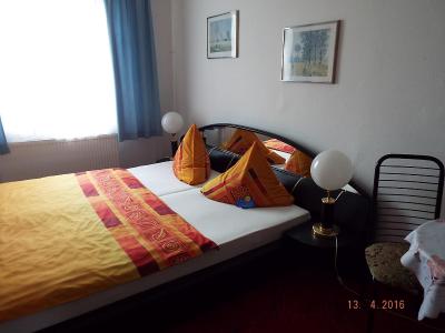 Hotel Pension zur Tanne - 7