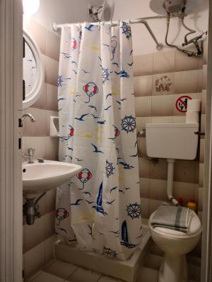 Papas Rooms on the Seafront - 3