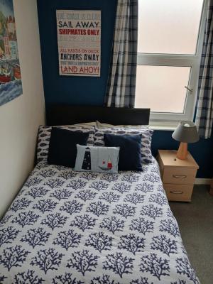 Rowntree Seaview Holiday Flats small double room with no view - 2