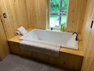 Charming Country Home with Hot Tub, Pond & Creek - 2