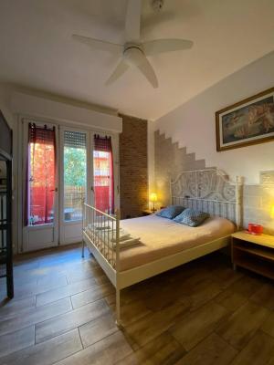 Europe Station Rooms - 6
