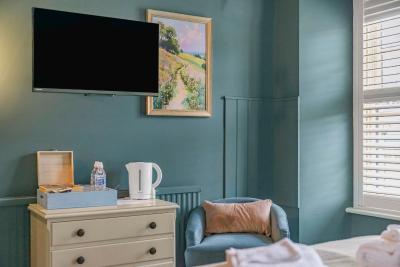 The Golden Pheasant Inn - 4