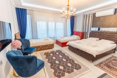 POISON GARDEN SUİTE - 6