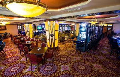 Casino & Hotel Royal - 3