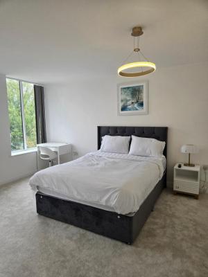 Glams luxury home - 1