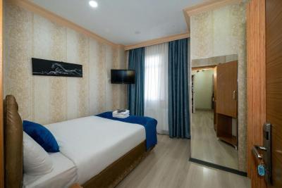 Maxwell Hotel - 1
