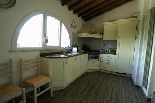 Dapur atau dapur kecil di B&B Il Poggio di Fiore