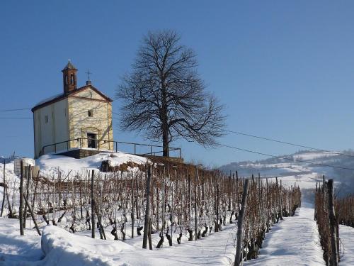 Cascina Sant'Eufemia during the winter