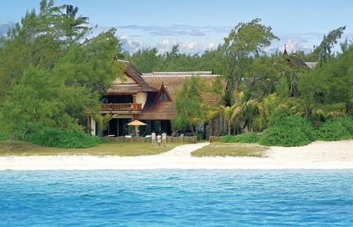Sankhara Beachfront Villa by Stay Mauritius
