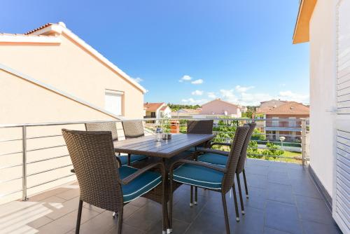 Apartmani Mandic with parking