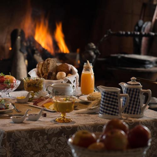 Mad på landstedet eller i nærheden