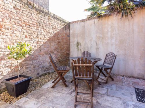 Dennetts House – Photos 3