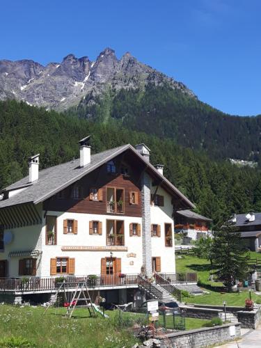 Gallery image of Pizzo Del Frate in Crodo