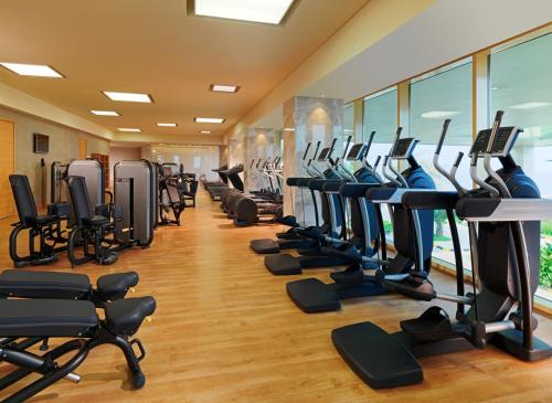
The fitness center and/or fitness facilities at Sheraton Grand Conakry
