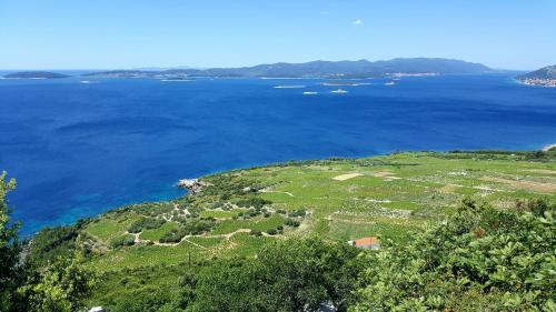Gallery image of Small House Postup in Orebić