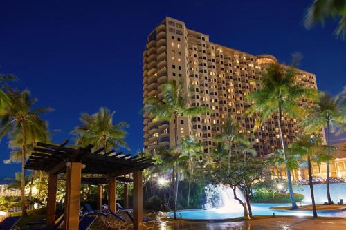 Bazén v ubytování Dusit Beach Resort Guam nebo v jeho okolí