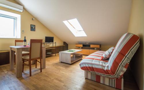Prostor za sedenje u objektu Apartments Radimir