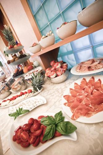 Mad på hotellet eller i nærheden