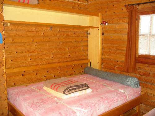 Posteľ alebo postele v izbe v ubytovaní Camping du Meygal