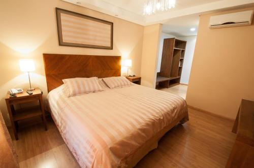 Katil atau katil-katil dalam bilik di Jacques Georges Tower