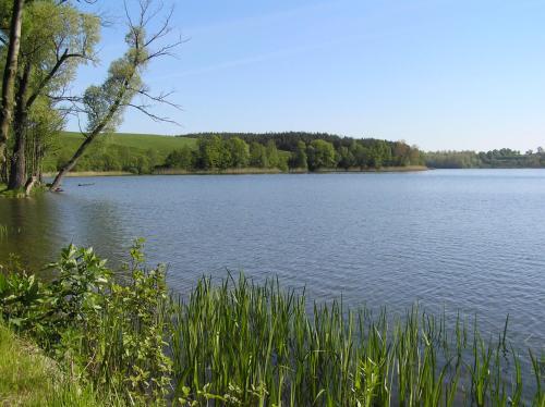 a view of a large body of water at Agroturystyka Lisa Młyn in Najmowo
