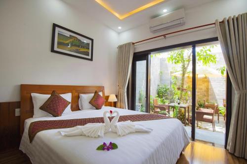 Hoi An Sun Lake Villa