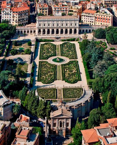 Roma Central Studio