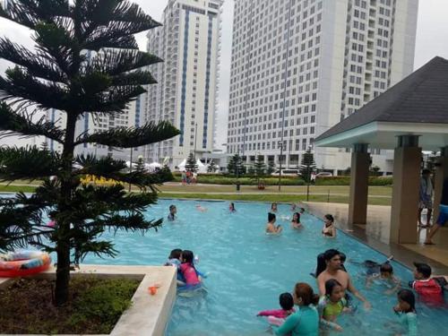 Bazén v ubytování Wind Residences Apt. 1506 Tagaytay nebo v jeho okolí