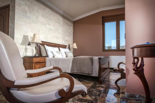 Postel nebo postele na pokoji v ubytování Villa Bella Mare, Wine Dark Sea Villas