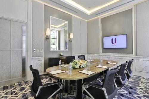 Ruang duduk di U Sathorn Bangkok